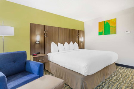 Best Western Plus New Englander, Woburn, United States