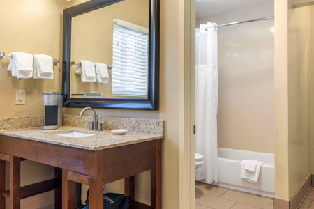 Best Western Plus Beach View Lodge Carlsbad, Carlsbad, United States
