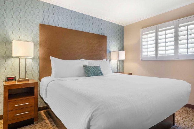 Best Western Plus Beach View Lodge Carlsbad, Carlsbad, United States