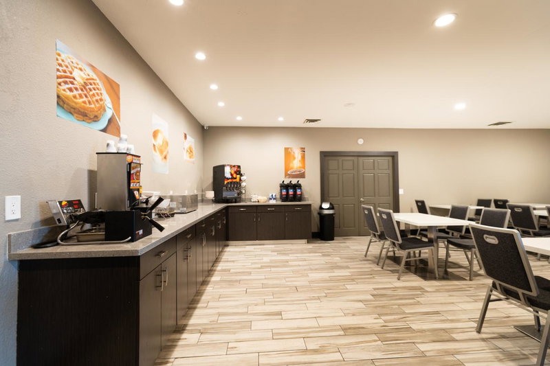 SureStay Plus Hotel by Best Western Point Richmond, Richmond, United States