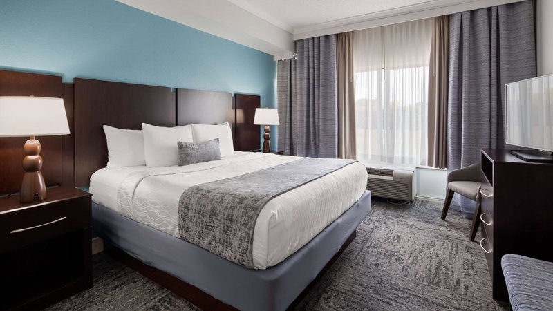 Best Western Plus Ambassador Suites, Venice, United States