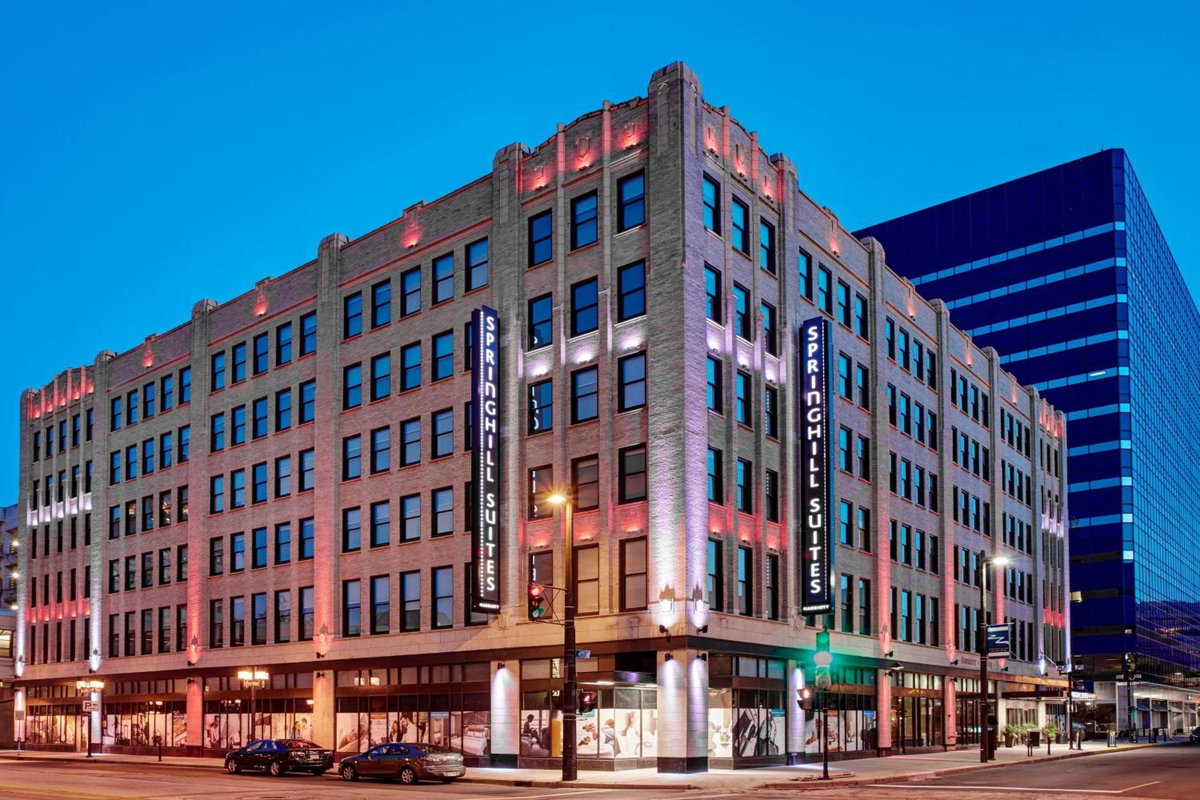 Hotel · SpringHill Suites by Marriott Milwaukee Downtown, Milwaukee