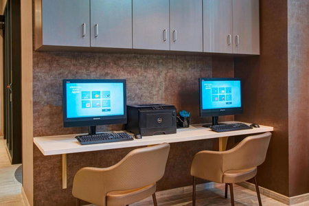 SpringHill Suites by Marriott Milwaukee Downtown, Milwaukee, United States