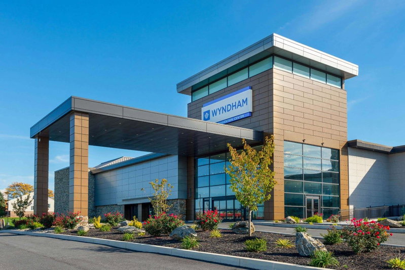 Wyndham Lancaster Resort and Convention Center, Lancaster, United States