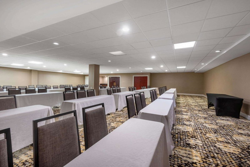 Wyndham Lancaster Resort and Convention Center, Lancaster, United States