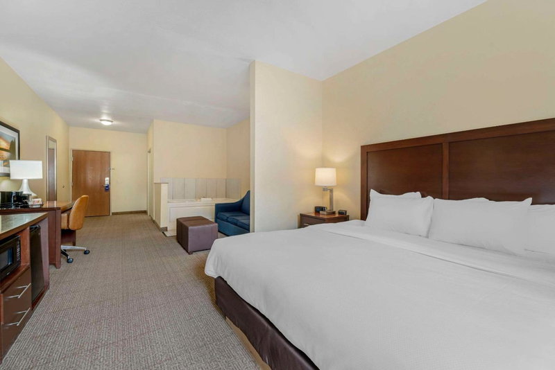 Comfort Suites Lake Geneva East, Lake Geneva, United States