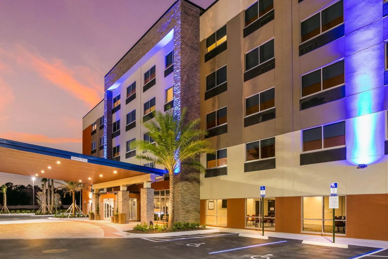 Holiday Inn Express & Suites Jacksonville - Town Center by IHG, Jacksonville, United States