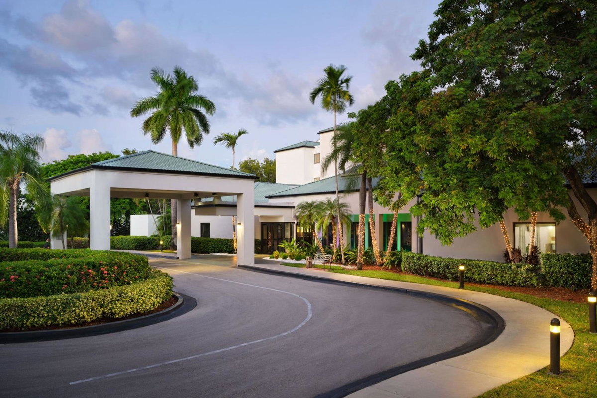 Hotel · Courtyard Miami Airport West Doral, Miami