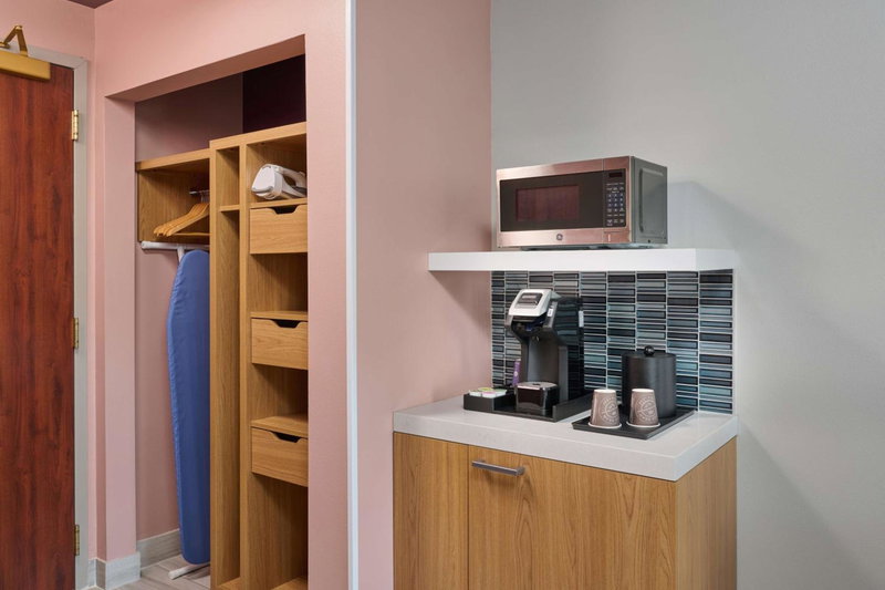 Hilton Garden Inn Anchorage, Anchorage, United States