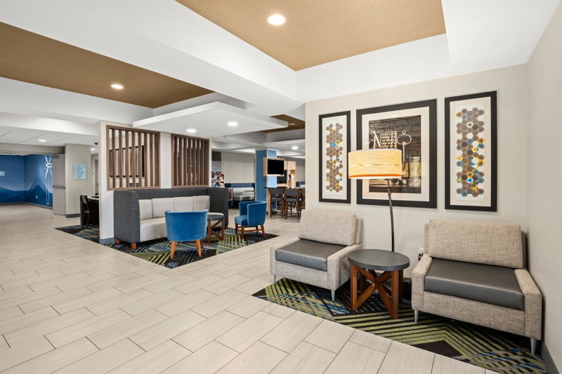 Holiday Inn Express and Suites Sumner by IHG, Sumner, United States