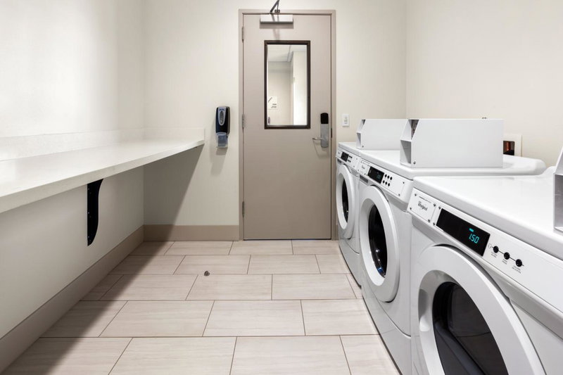 Holiday Inn Express and Suites Sumner by IHG, Sumner, United States