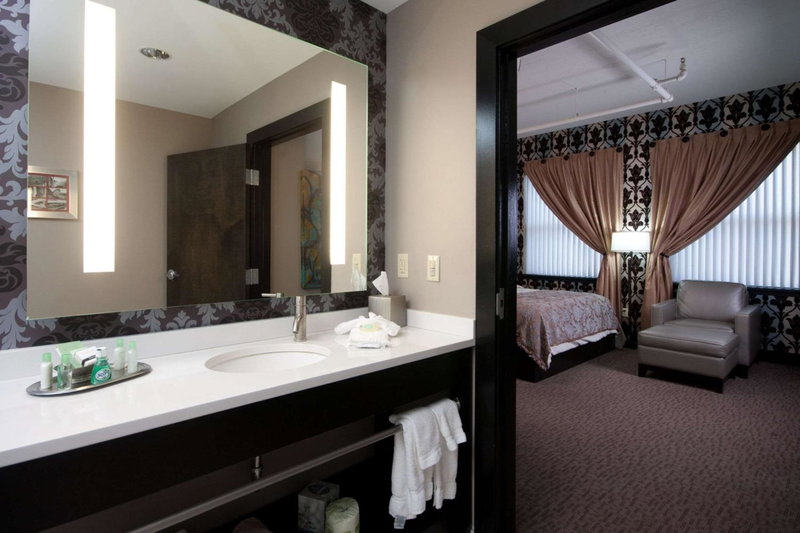 The Giacomo Niagara Falls NY, an Ascend Collection Hotel, Niagara Falls, United States