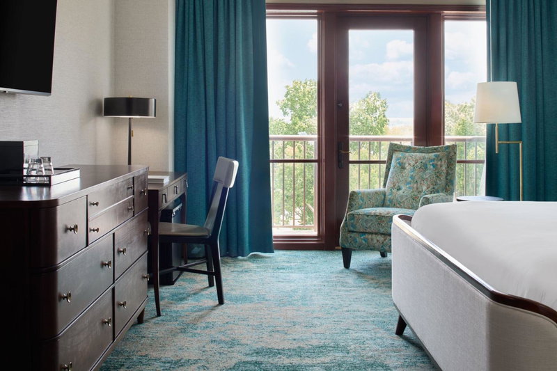 Renaissance Shoals Resort & Spa, Florence, United States