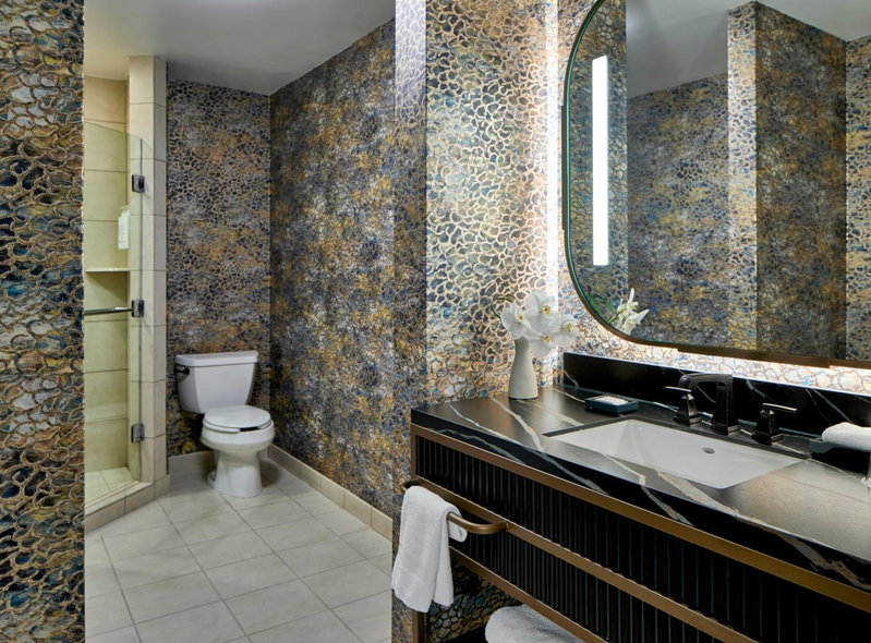 Renaissance Shoals Resort & Spa, Florence, United States