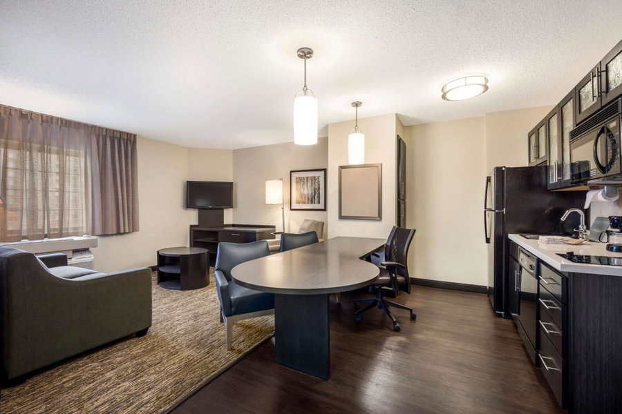 Sonesta Simply Suites Charlotte University, Charlotte, United States
