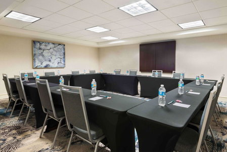 Homewood Suites by Hilton Tampa Airport - Westshore, Tampa, United States