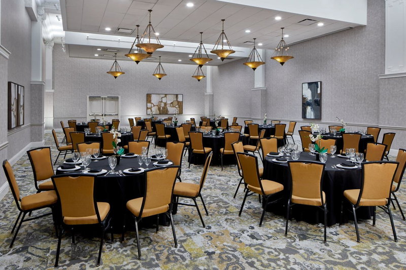 SpringHill Suites Memphis Downtown, Memphis, United States