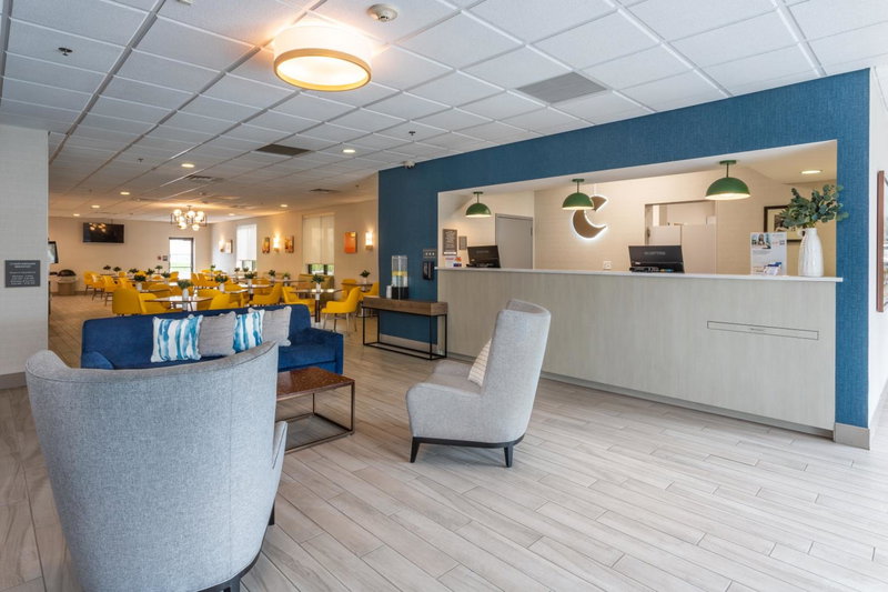 Comfort Inn & Suites Buffalo Airport, Buffalo, United States