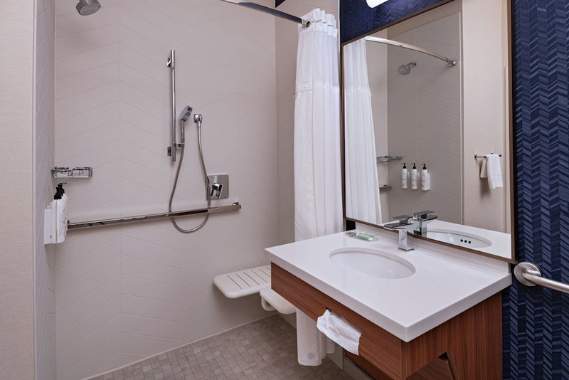 Fairfield Inn By Marriott Kansas City Airport, Kansas City, United States