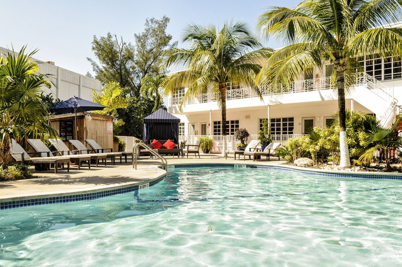 Tradewinds Apartment Hotel, Miami Beach, United States