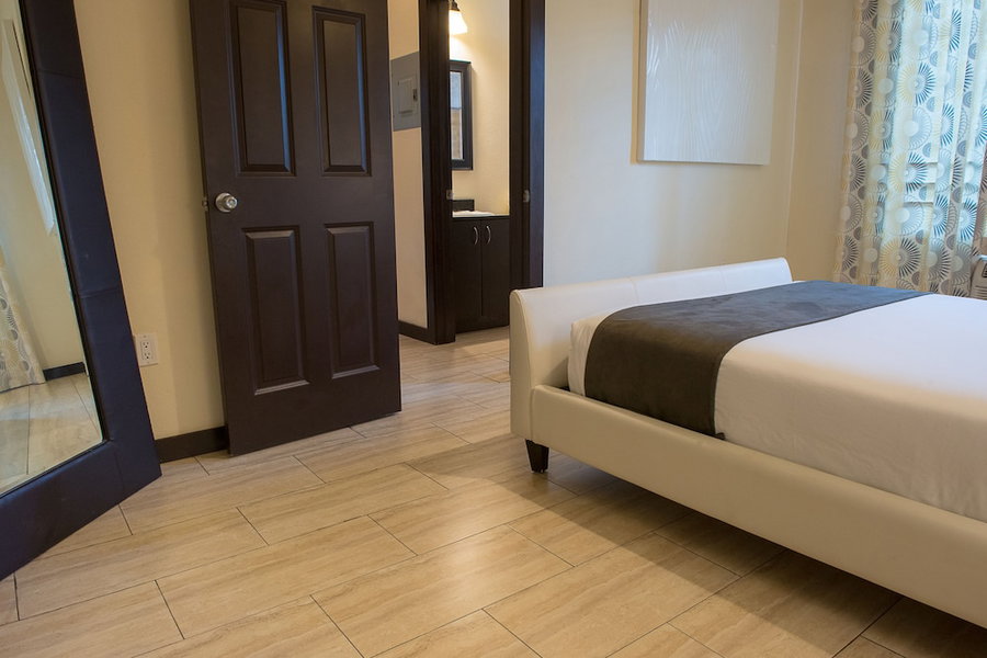 Tradewinds Apartment Hotel, Miami Beach, United States