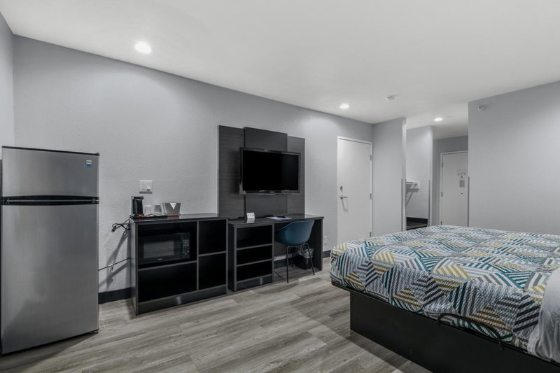 Studio 6 Suites Perris, CA, Perris, United States