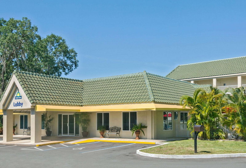 Days Inn by Wyndham Port Charlotte/Punta Gorda, Port Charlotte, United States