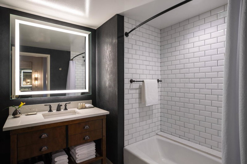 Renaissance Philadelphia Downtown Hotel, Philadelphia, United States