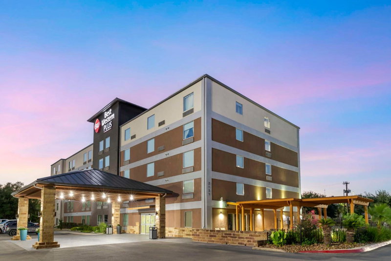 Best Western Plus Downtown North, San Antonio, United States