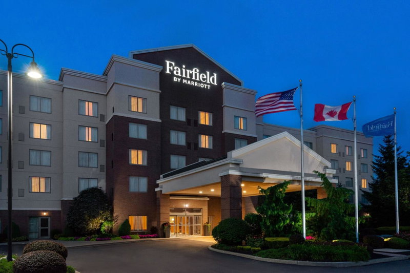 Fairfield Inn & Suites – Buffalo Airport, Cheektowaga, United States