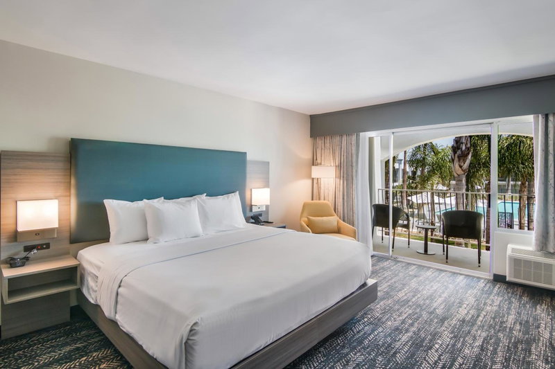Hourglass Hotel, Trademark Collection by Wyndham, Bakersfield, United States