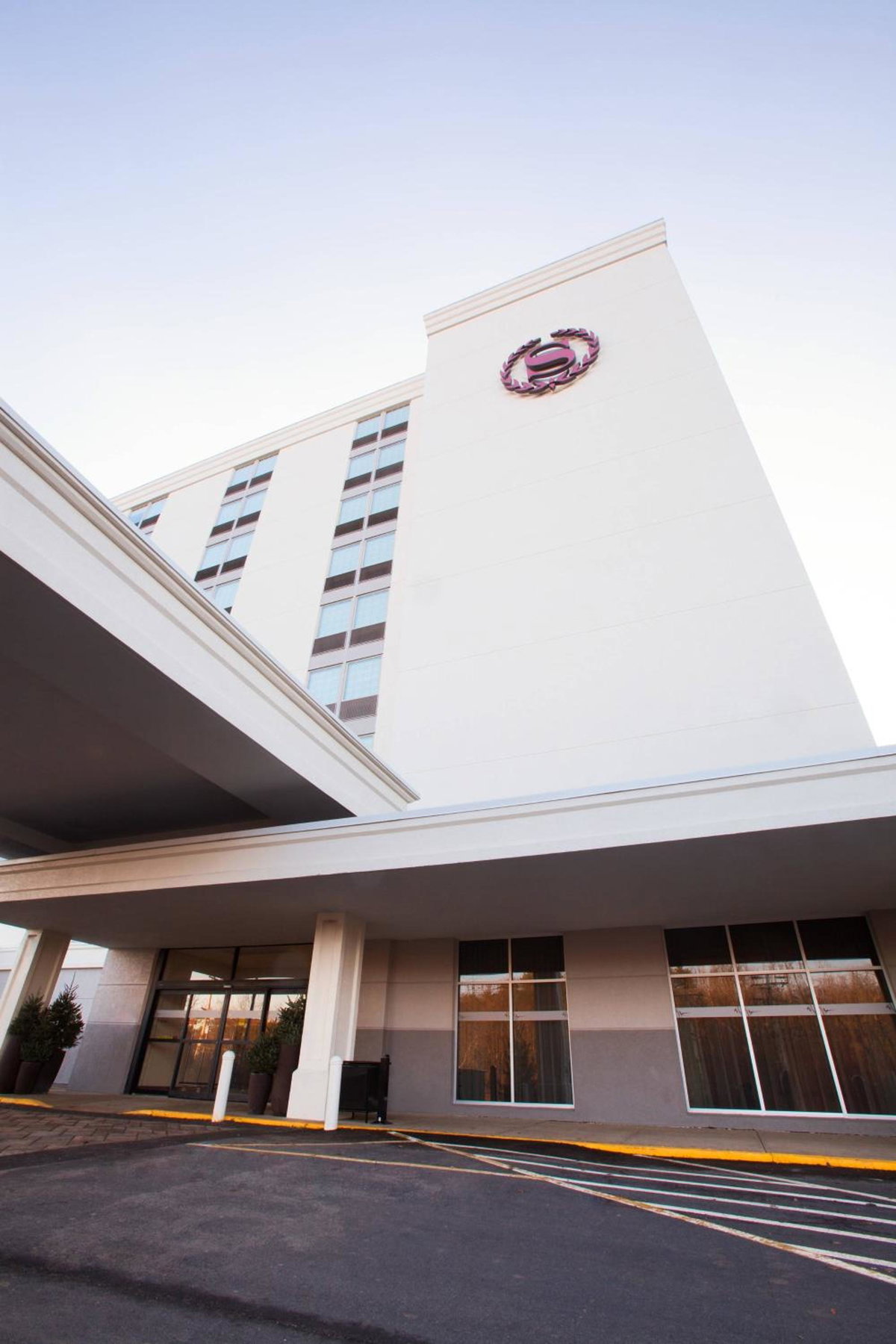 Hotel · Sheraton Pittsburgh Airport Hotel, Coraopolis