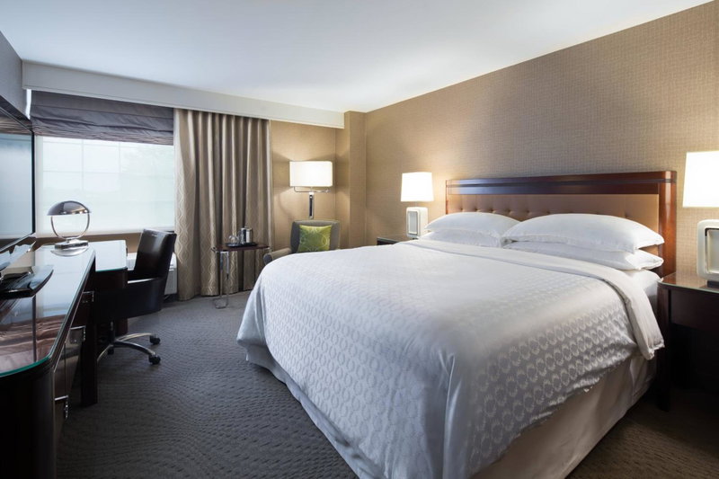 Sheraton Pittsburgh Airport Hotel, Coraopolis, United States