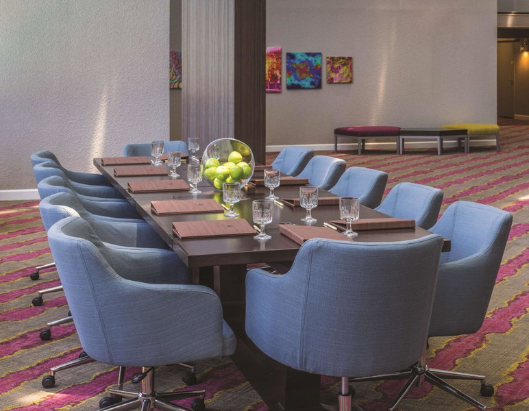 DoubleTree by Hilton Austin Northwest - Arboretum, Austin, United States