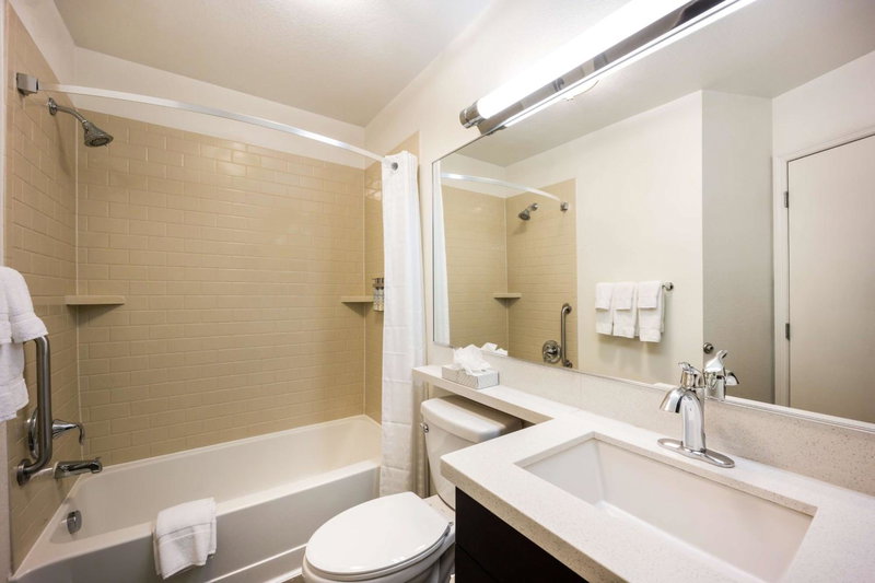 Sonesta Simply Suites Arlington Entertainment District, Arlington, United States