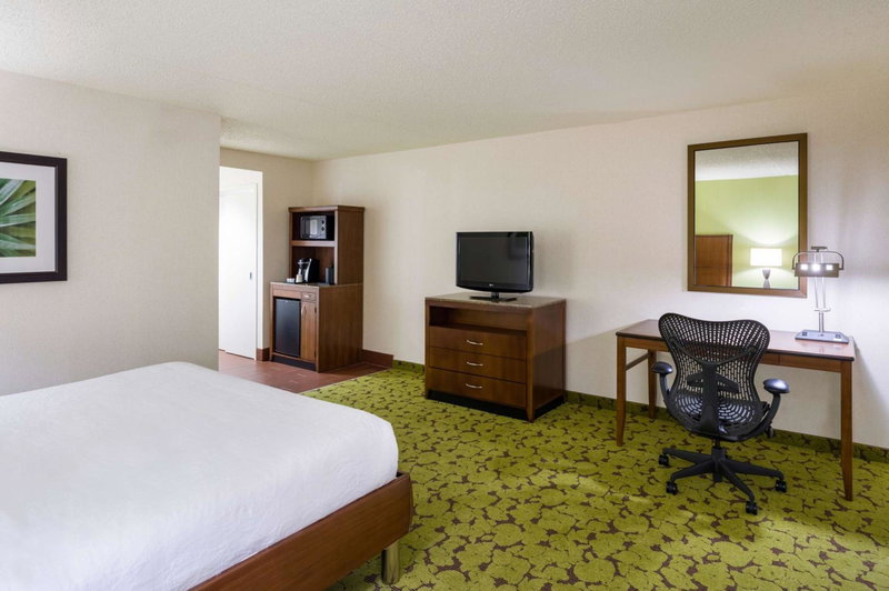 Hilton Garden Inn Edison/Raritan Center, Edison, United States