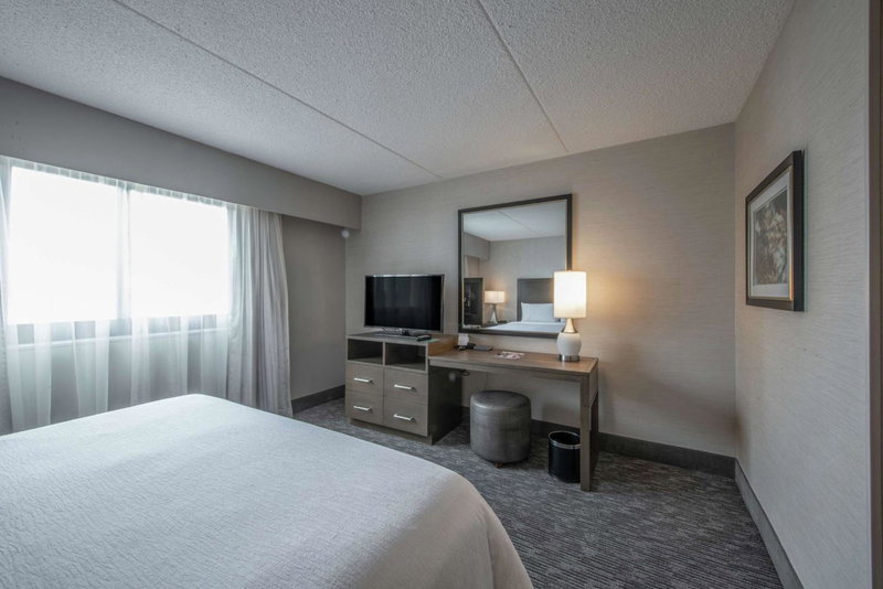 Embassy Suites by Hilton Chicago Schaumburg Woodfield, Schaumburg, United States