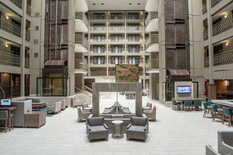 Embassy Suites by Hilton Chicago Schaumburg Woodfield, Schaumburg, United States