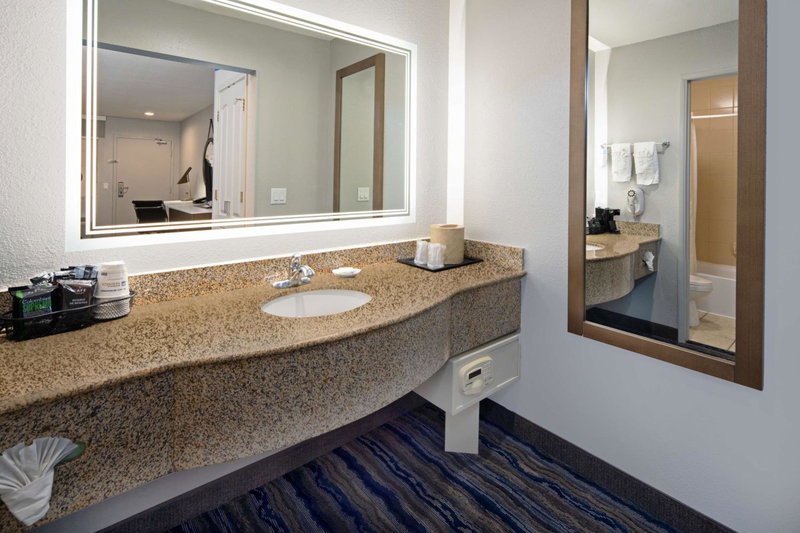Best Western San Diego/Miramar Hotel, Miramar, United States