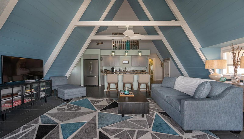 THE ISO HOTEL, Trademark Collection by Wyndham, Kapaa, United States