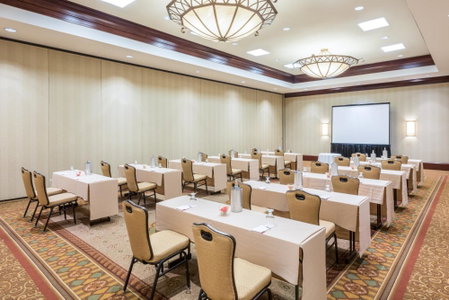 Crowne Plaza Providence-Warwick (Airport) by IHG, Warwick, United States