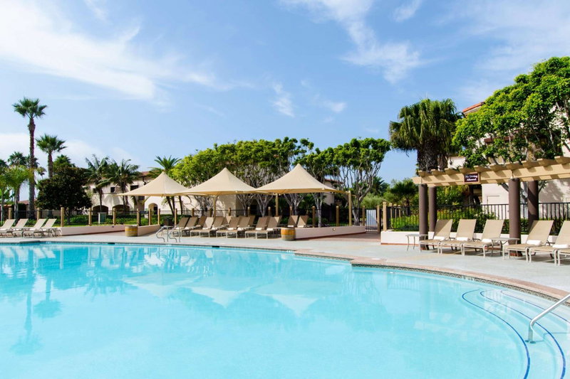 Hilton Santa Barbara Beachfront Resort, Santa Barbara, United States