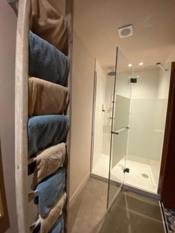Logis Hôtel Le Glacier, Orange, France