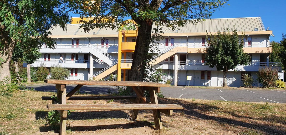 Hotel · Unisotel Tours, Parçay-Meslay