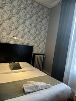 Hôtel Abalone - Centre Gare, Nîmes, France