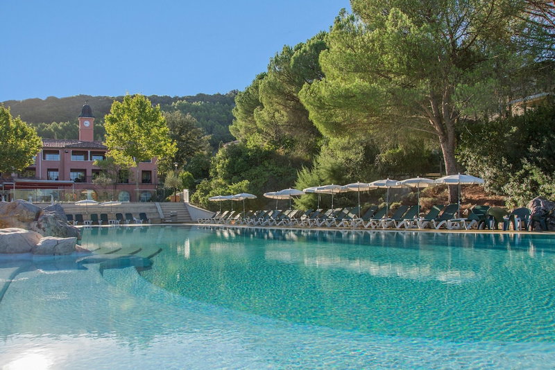 SOWELL HOTELS Ardèche, Grospierres, France
