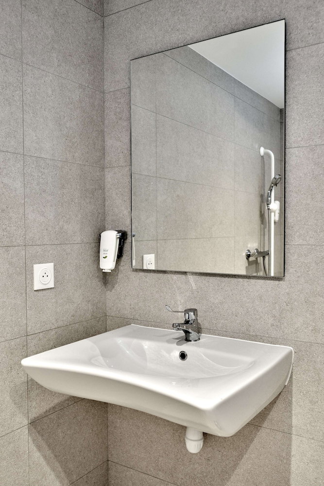 Hotel · Kyriad ECO - Narbonne Sud, Narbonne