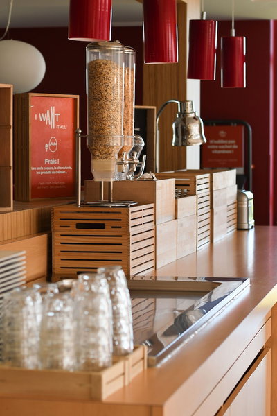 Hôtel ibis Saintes, Saintes, France
