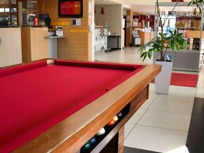 Hôtel ibis Saintes, Saintes, France