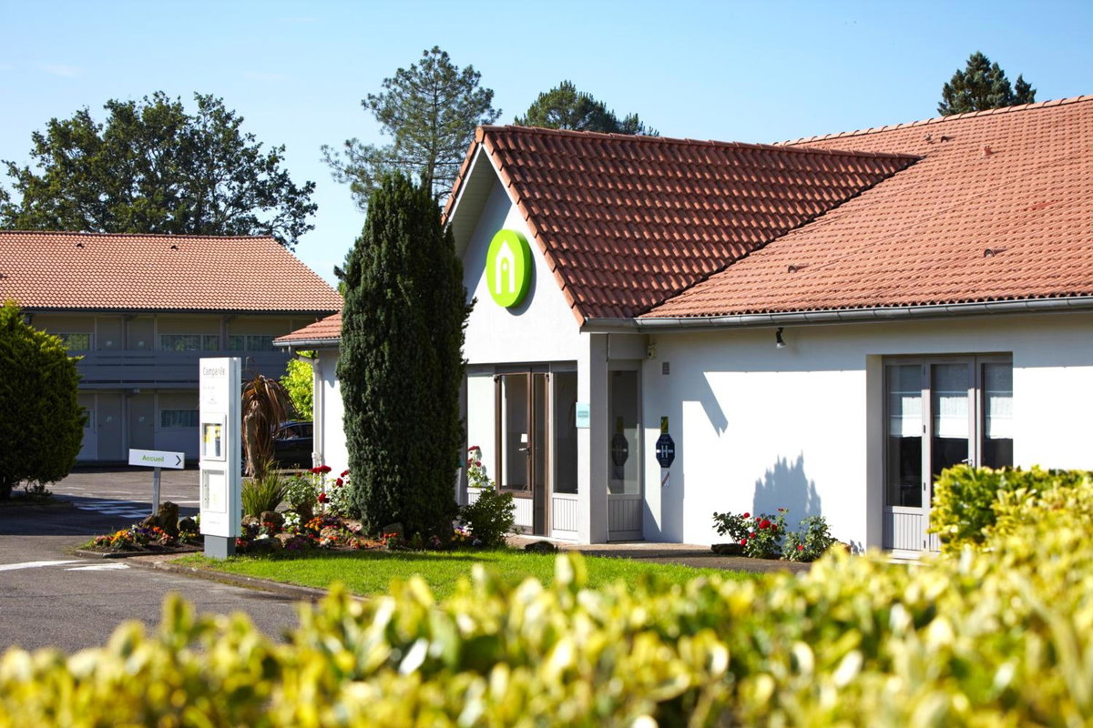 Hotel · Campanile NATURE - Mont de Marsan, Mont-de-Marsan
